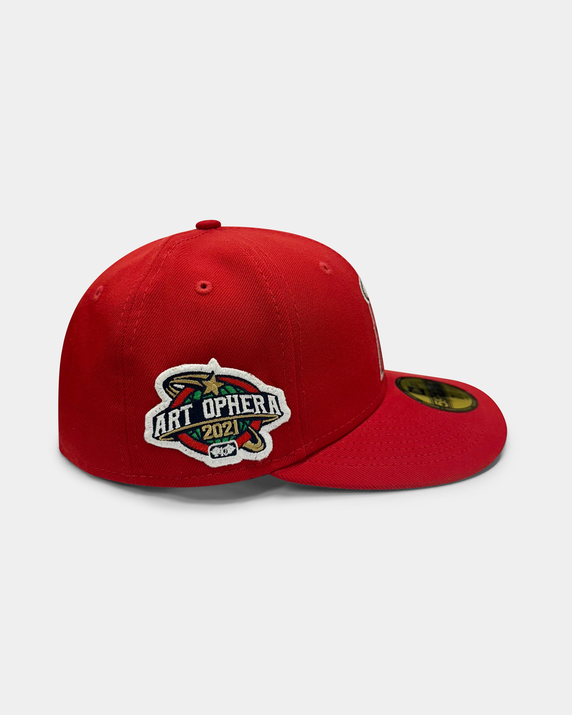 Iconic red New Era 59Fifty hat